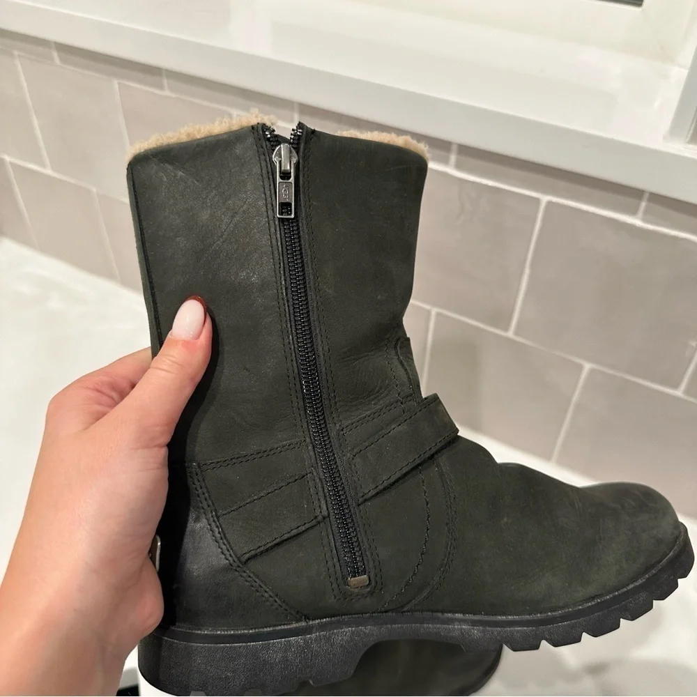 UGG Chantay Nubuck Leather Mid Calf Boots Black Size 6.5 Women’s Sheepskin Lined